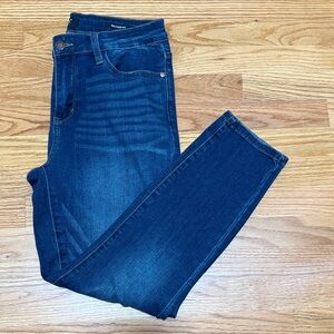 Judy Blue Dark Blue Straight Leg Jeans